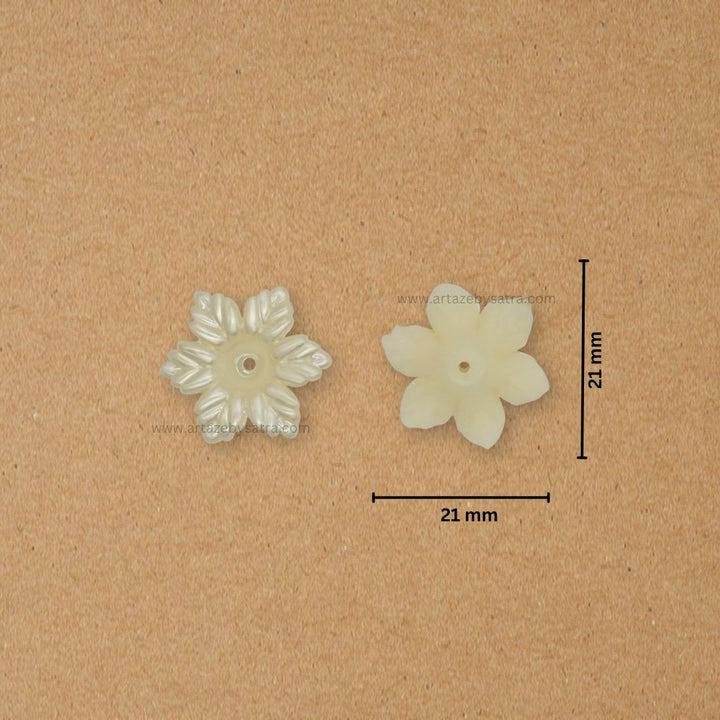 Cream Plastic Pearl Flower | Size : 19mm | 1 Hole | PC08